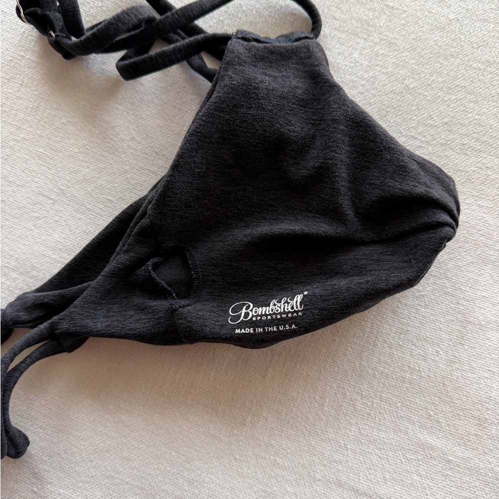 Bombshell Sportswear Black Sports Bra - Picture 4 of 5